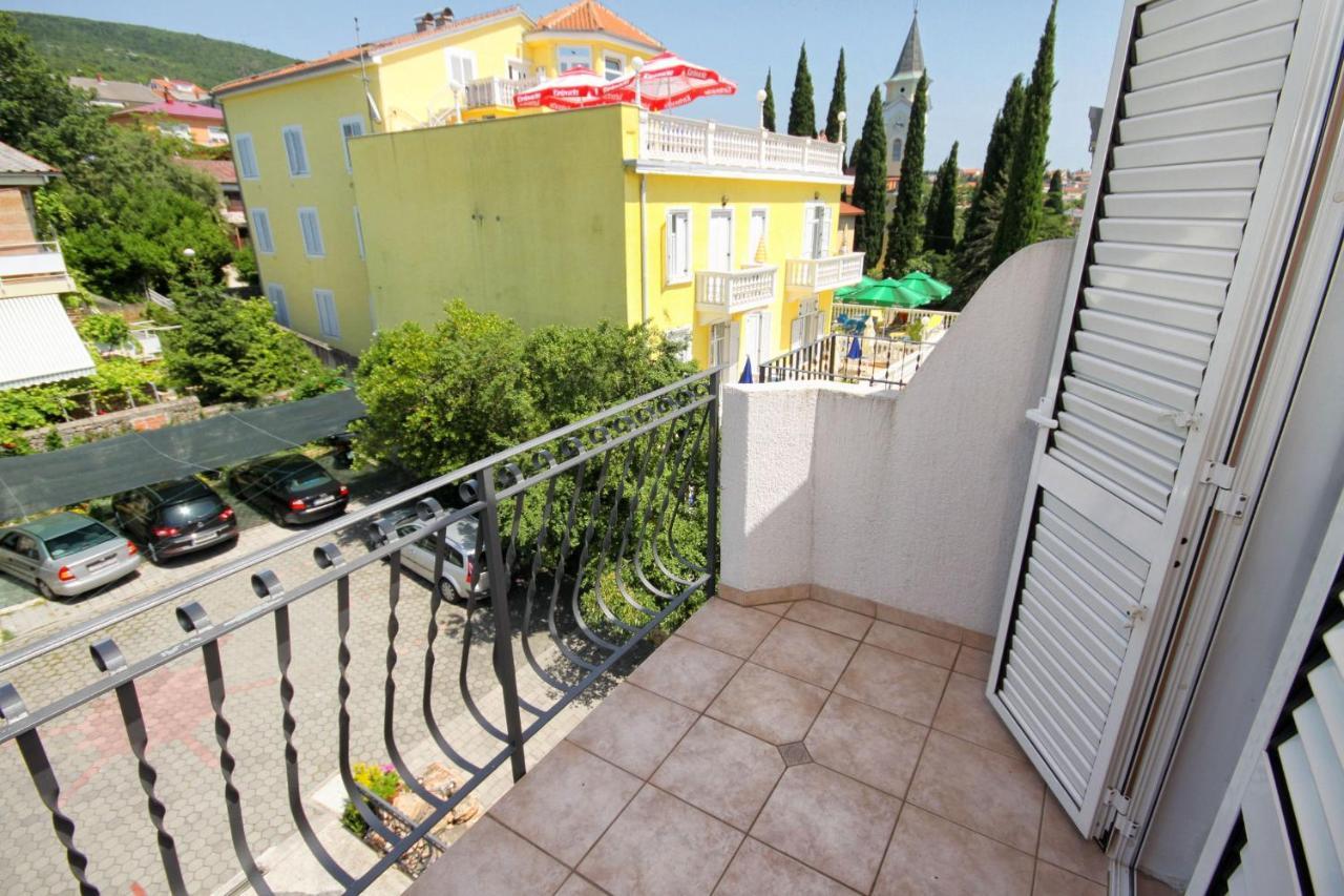 Apartment Selce 5206A エクステリア 写真