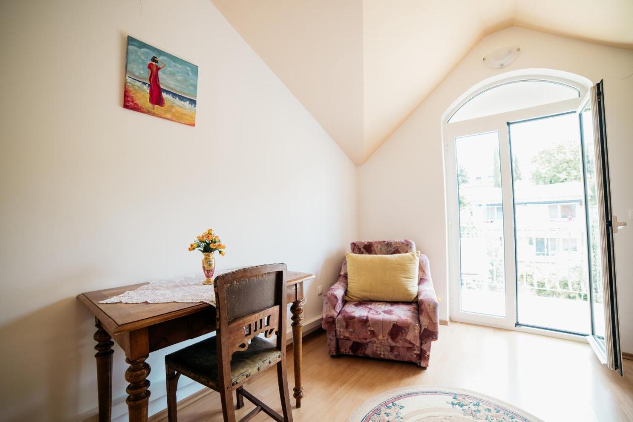 Apartment Selce 5206A エクステリア 写真