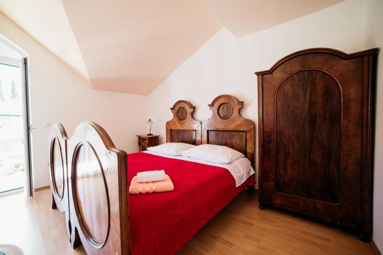 Apartment Selce 5206A エクステリア 写真